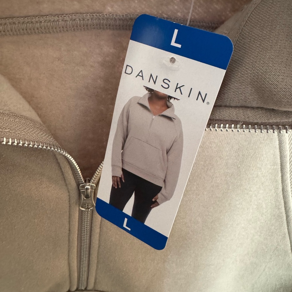 NWT Danskin Ladies' Cozy Half-Zip Pullover - Picture 4 of 4